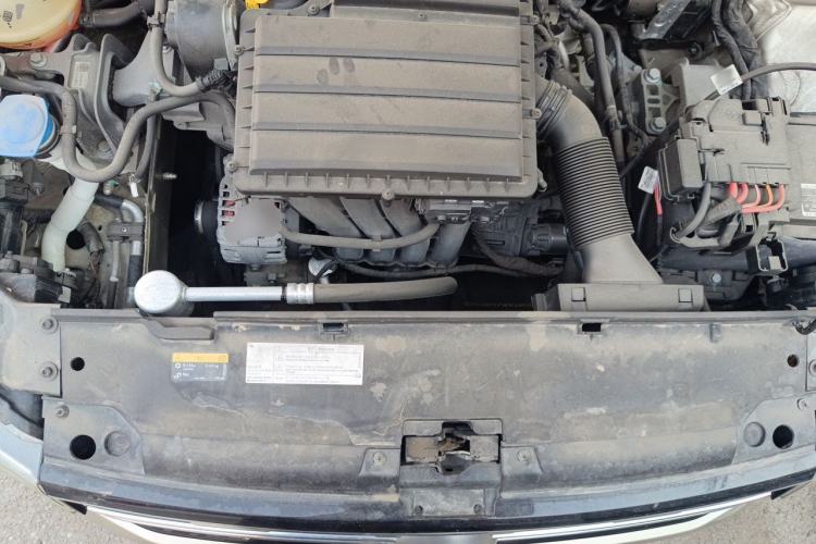 Used Volkswagen C-TREK 2018 1.5L Automatic Luxury Edition Engine Bay