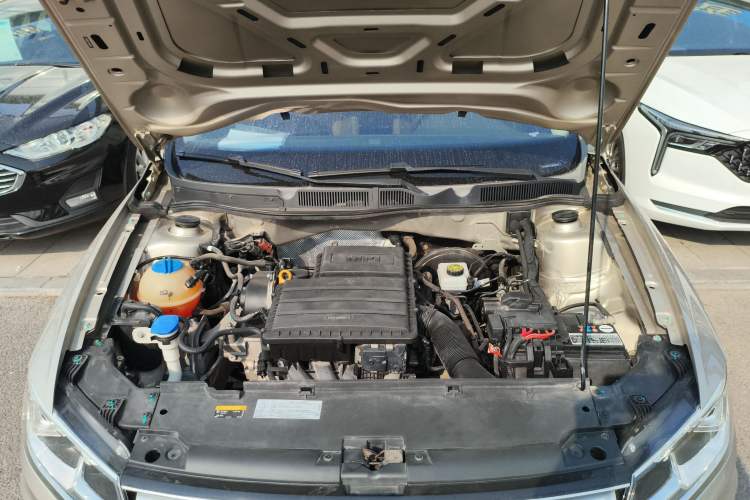 Used Volkswagen C-TREK 2018 1.5L Automatic Comfort Model Engine Bay