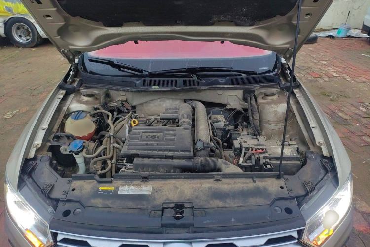 Used Volkswagen C-TREK 2018 230TSI DSG Comfort Model Engine Bay
