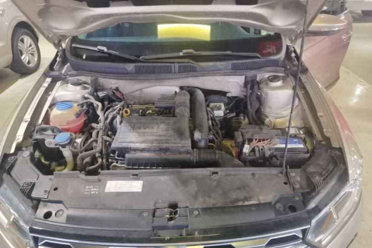 Used Volkswagen C-TREK 2018 230TSI DSG Comfort Model Engine Bay