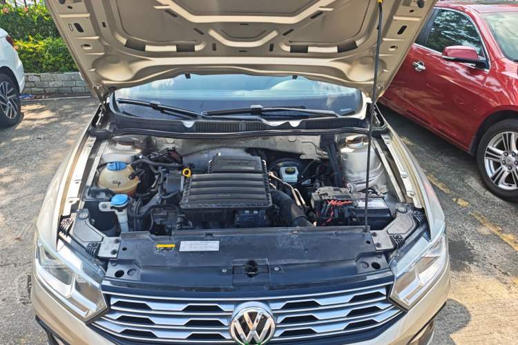 Used Volkswagen C-TREK 2018 1.5L Automatic Comfort Model Engine Bay