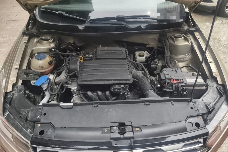 Used Volkswagen C-TREK 2018 1.5L Automatic Luxury Edition Engine Bay