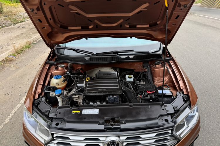Used Volkswagen C-TREK 2018 1.5L Automatic Luxury Edition Engine Bay