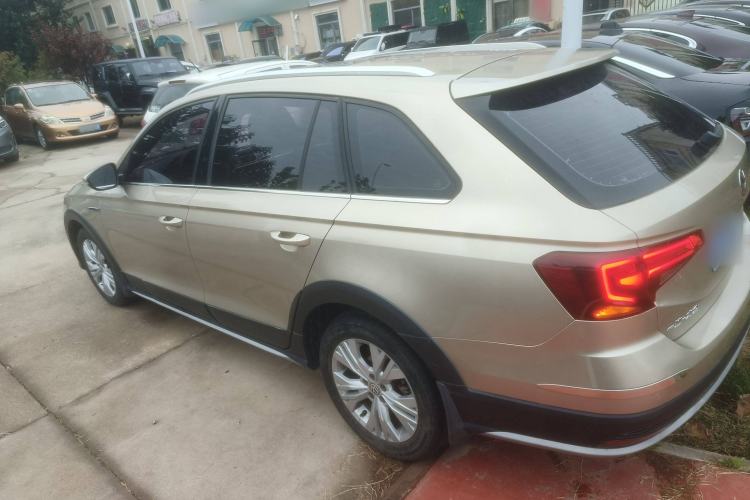 Used Volkswagen C-TREK 2018 1.5L Automatic Comfort Model Exterior 3