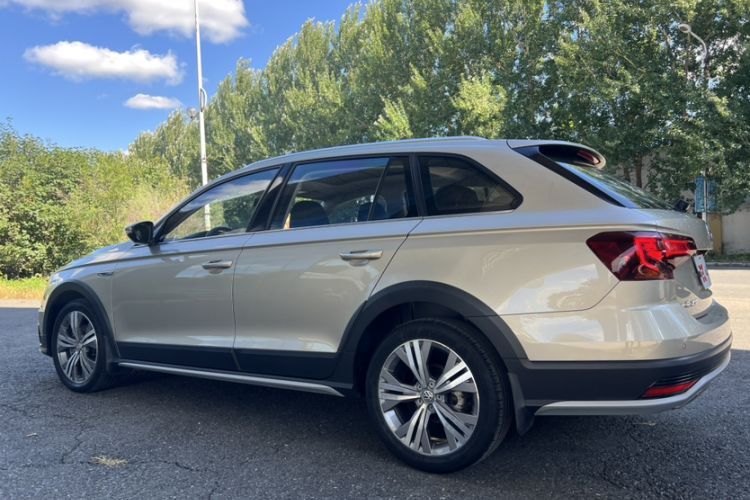 Used Volkswagen C-TREK 2018 230TSI DSG Comfort Model Exterior 3