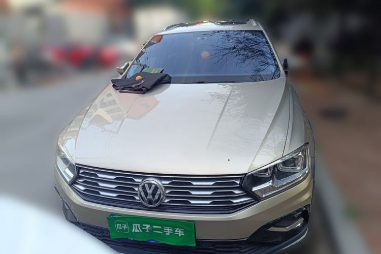 Used Volkswagen C-TREK 2018 1.5L Automatic Luxury Edition Front