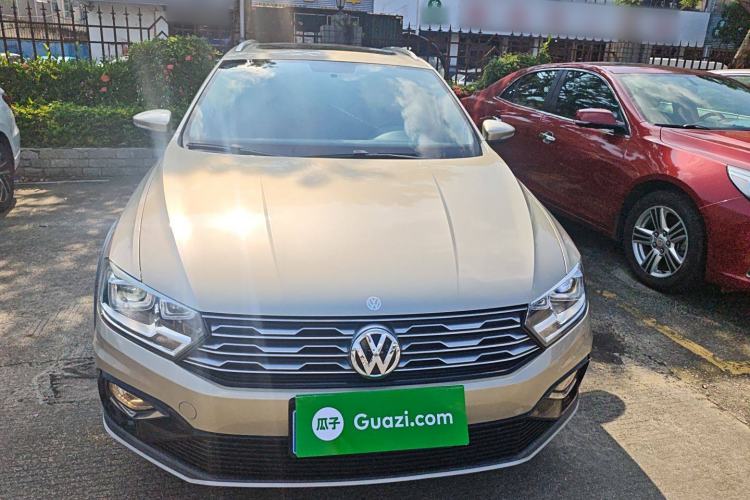 Used Volkswagen C-TREK 2018 1.5L Automatic Comfort Model Front