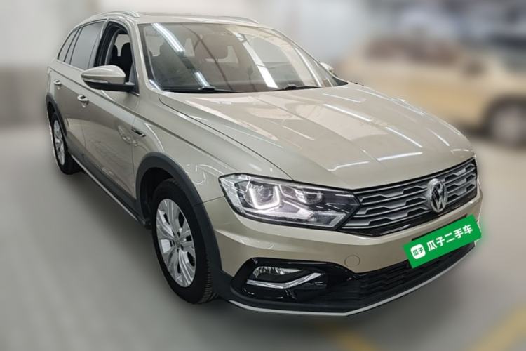 Used Volkswagen C-TREK 2018 1.5L Automatic Comfort Model Front Right 45 Deg