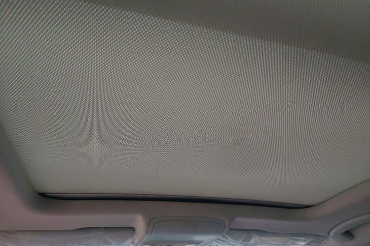 Used Volkswagen C-TREK 2018 230TSI DSG Comfort Model Headliner