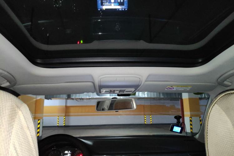 Used Volkswagen C-TREK 2018 1.5L Automatic Comfort Model Headliner