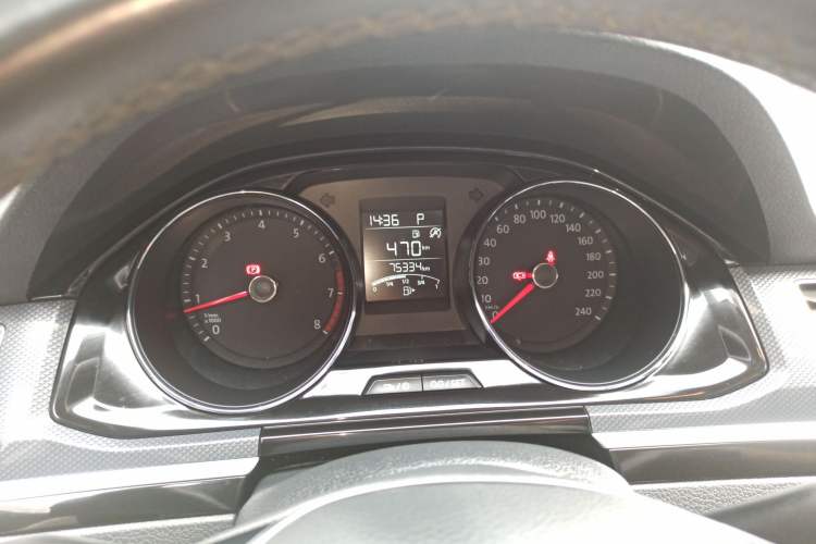Used Volkswagen C-TREK 2018 230TSI DSG Comfort Model Instrument Cluster