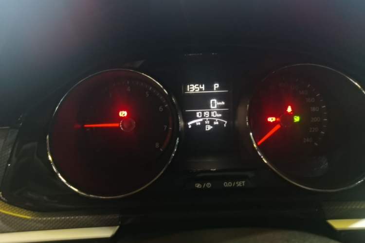 Used Volkswagen C-TREK 2018 230TSI DSG Comfort Model Instrument Cluster
