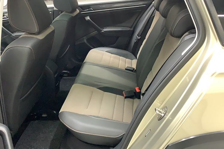 Used Volkswagen C-TREK 2018 1.5L Automatic Comfort Model Interior 1