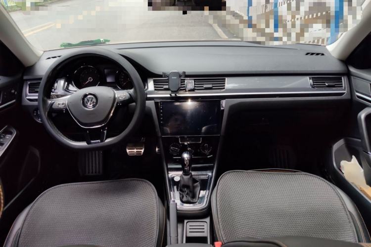 Used Volkswagen C-TREK 2018 1.5L Automatic Comfort Model Interior 2