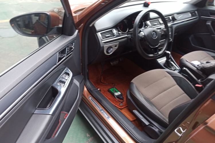 Used Volkswagen C-TREK 2018 230TSI DSG Comfort Model Interior 3