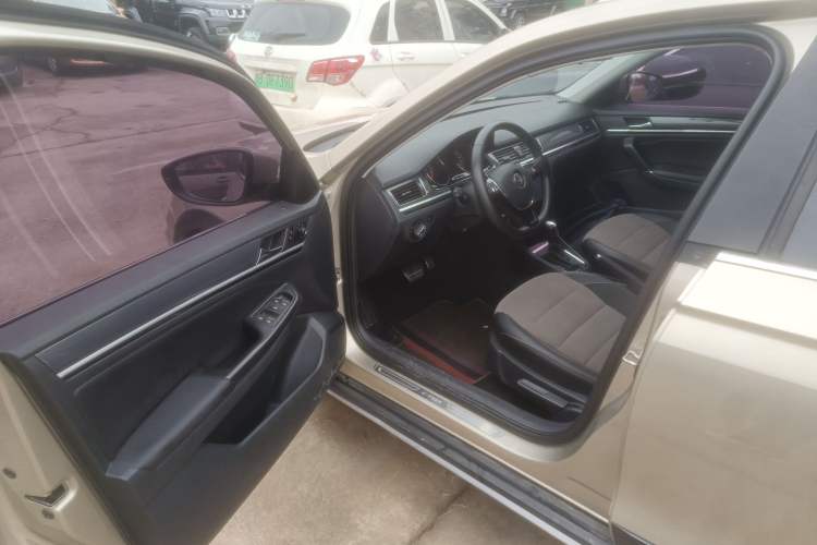 Used Volkswagen C-TREK 2018 1.5L Automatic Comfort Model Interior 3