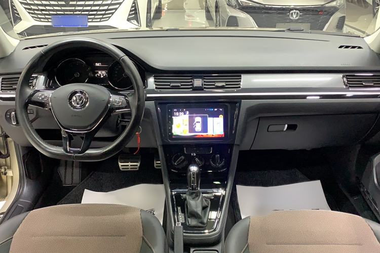Used Volkswagen C-TREK 2018 1.5L Automatic Comfort Model Interior 3