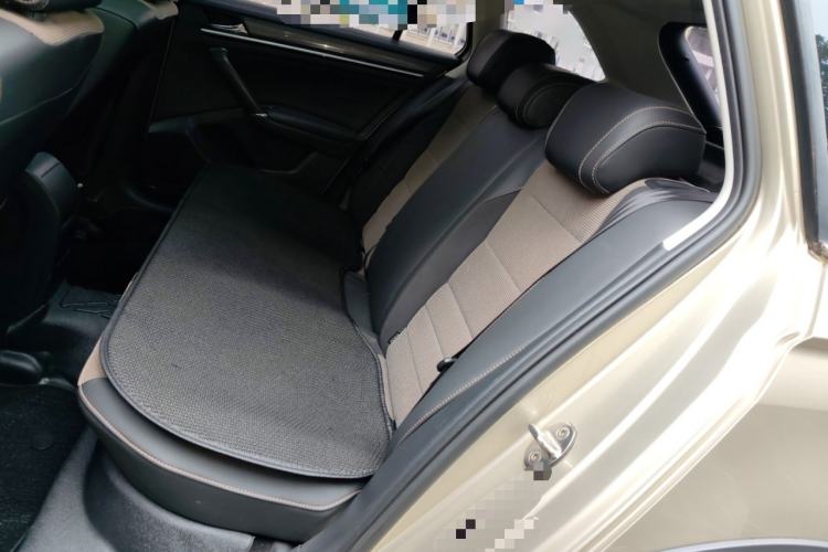 Used Volkswagen C-TREK 2018 1.5L Automatic Comfort Model Interior 4