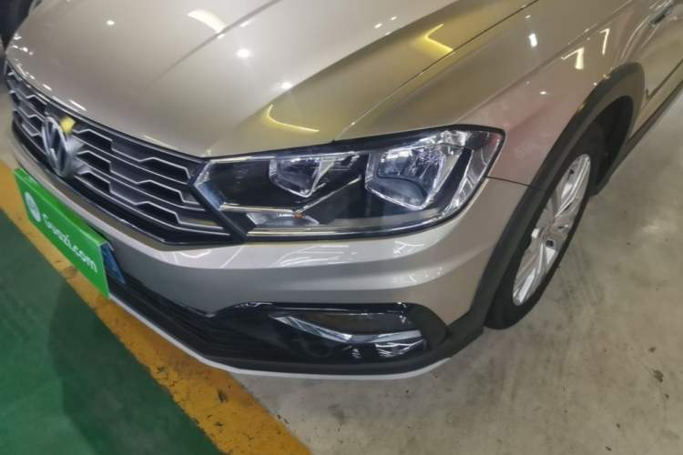 Used Volkswagen C-TREK 2018 230TSI DSG Comfort Model Left Front Headlight