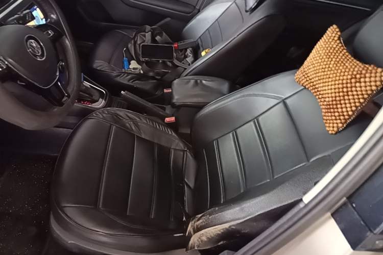 Used Volkswagen C-TREK 2018 230TSI DSG Comfort Model Left Front Seat