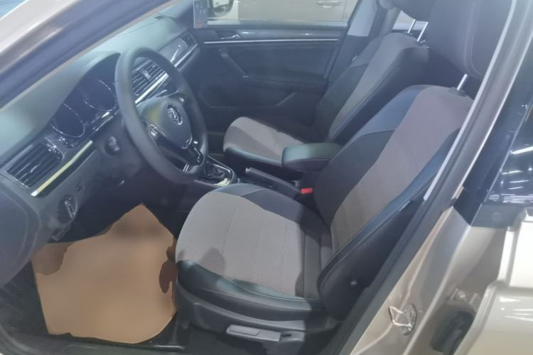 Used Volkswagen C-TREK 2018 230TSI DSG Comfort Model Left Front Seat