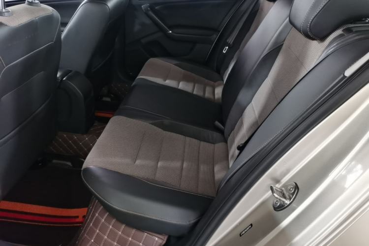 Used Volkswagen C-TREK 2018 230TSI DSG Comfort Model Left Rear Seat