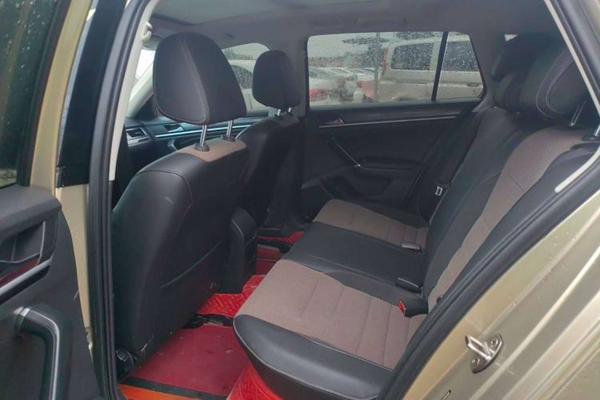 Used Volkswagen C-TREK 2018 230TSI DSG Comfort Model Left Rear Seat