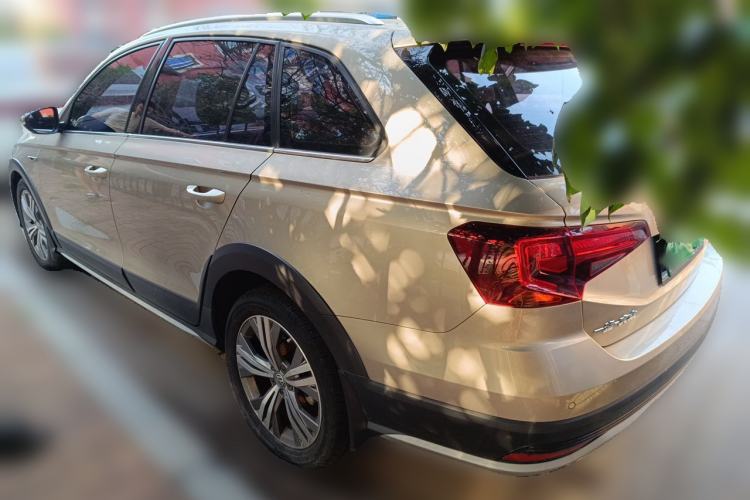 Used Volkswagen C-TREK 2018 1.5L Automatic Luxury Edition Rear Left 45 Deg