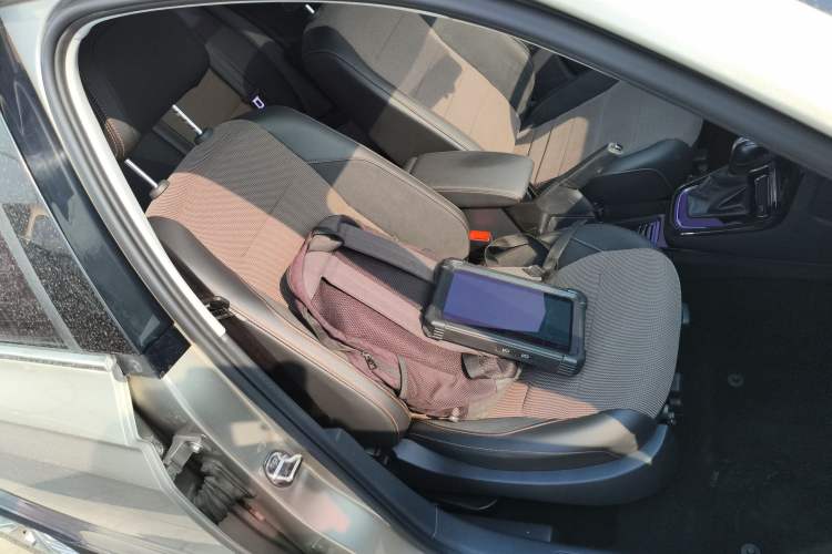 Used Volkswagen C-TREK 2018 1.5L Automatic Comfort Model Right Front Seat
