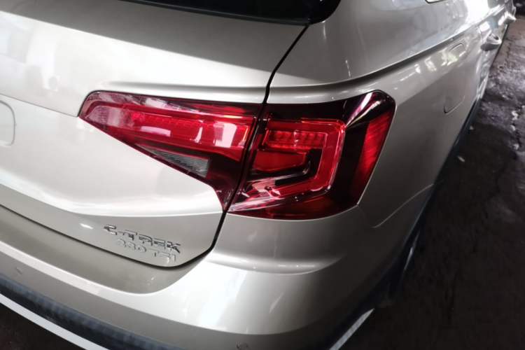 Used Volkswagen C-TREK 2018 230TSI DSG Comfort Model Right Rear Taillight