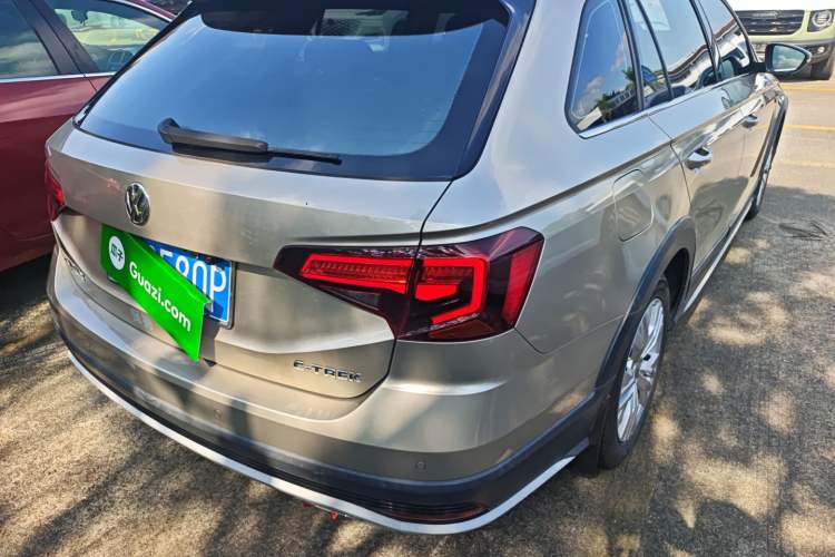 Used Volkswagen C-TREK 2018 1.5L Automatic Comfort Model Right Rear Taillight
