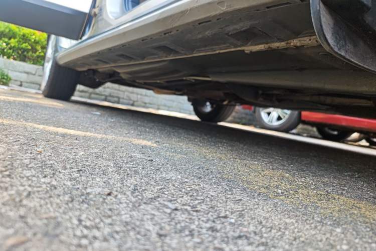 Used Volkswagen C-TREK 2018 1.5L Automatic Comfort Model Right Side Sill