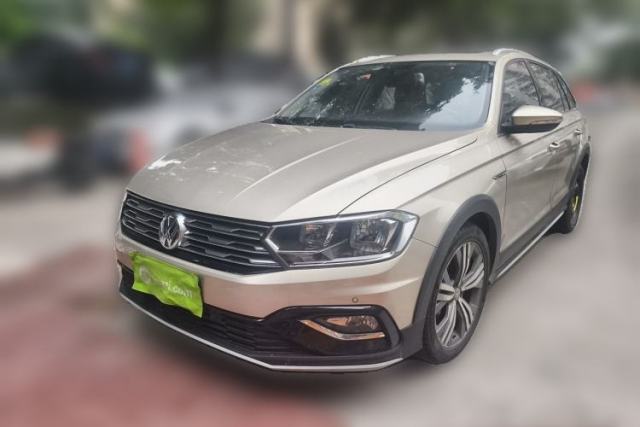 Used Volkswagen C-TREK 2018 1.5L Automatic Luxury Edition