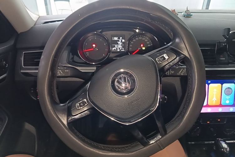 Used Volkswagen C-TREK 2018 230TSI DSG Comfort Model Steering Wheel