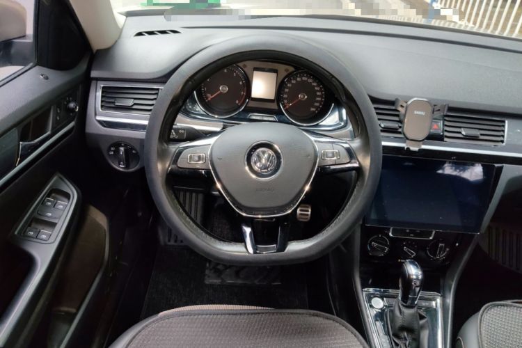 Used Volkswagen C-TREK 2018 1.5L Automatic Comfort Model Steering Wheel