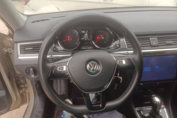Used Volkswagen C-TREK 2018 1.5L Automatic Comfort Model Steering Wheel