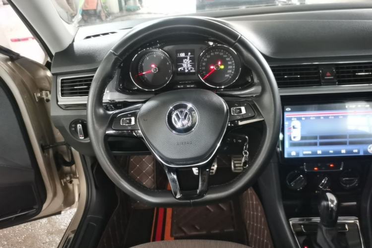 Used Volkswagen C-TREK 2018 230TSI DSG Comfort Model Steering Wheel