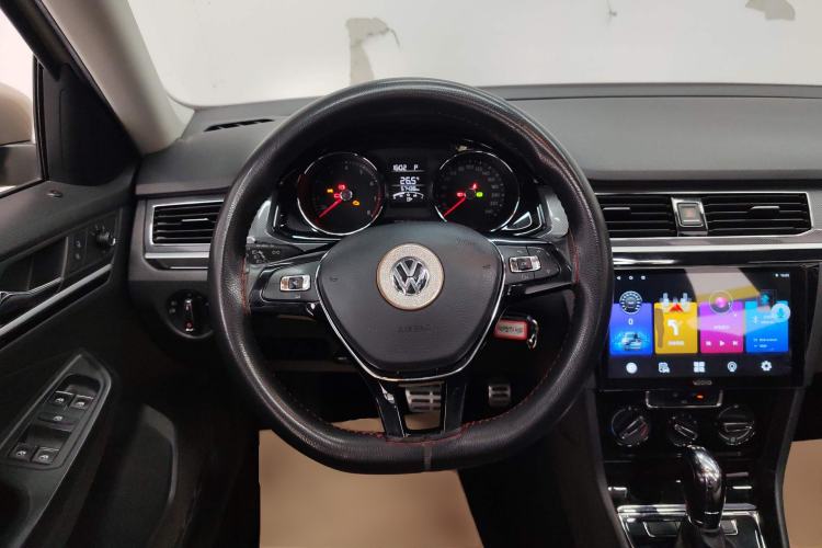 Used Volkswagen C-TREK 2018 230TSI DSG Comfort Model Steering Wheel