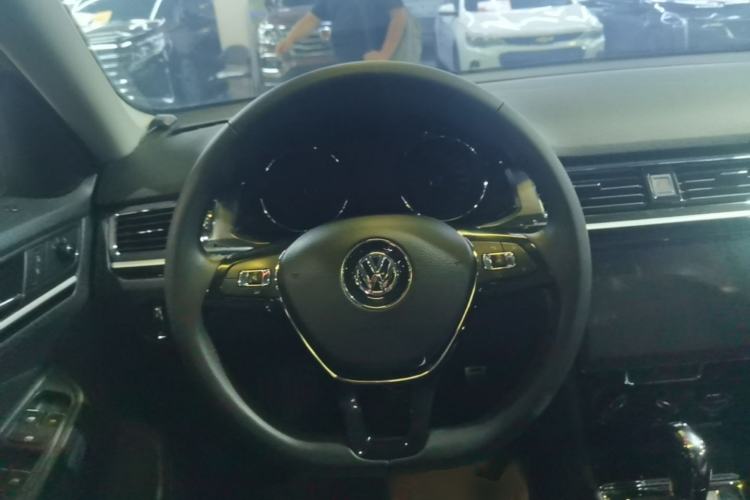 Used Volkswagen C-TREK 2018 230TSI DSG Comfort Model Steering Wheel
