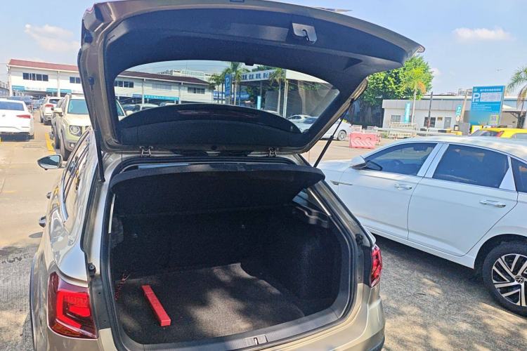 Used Volkswagen C-TREK 2018 1.5L Automatic Comfort Model Trunk