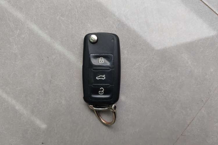 Used Volkswagen C-TREK 2018 230TSI DSG Comfort Model Vehicle Key