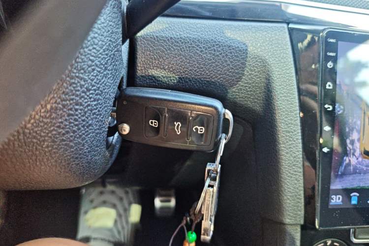 Used Volkswagen C-TREK 2018 1.5L Automatic Comfort Model Vehicle Key