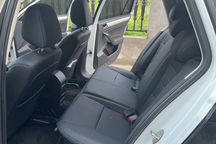 Used Volkswagen C-TREK 2020 1.5L Automatic Fashion Edition Interior 1