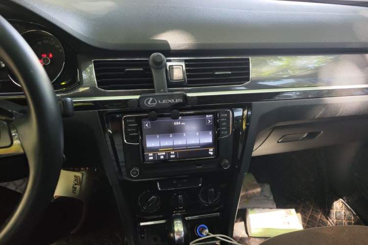 Used Volkswagen C-TREK 2020 1.5L Automatic Comfort Model Audio And AC Panel