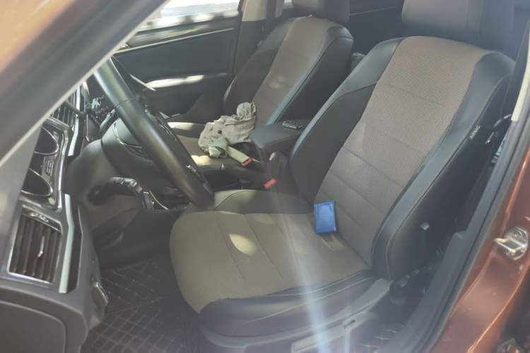 Used Volkswagen C-TREK 2020 1.5L Automatic Comfort Model Left Front Seat