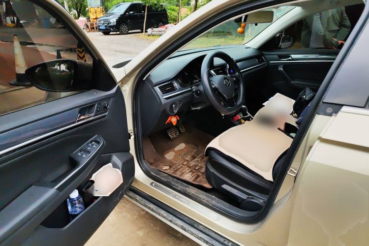 Used Volkswagen C-TREK 2020 1.5L Automatic Comfort Model Driver Seat
