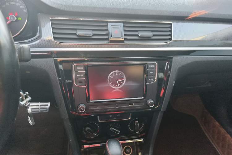 Used Volkswagen C-TREK 2020 1.5L Automatic Comfort Model Audio And AC Panel