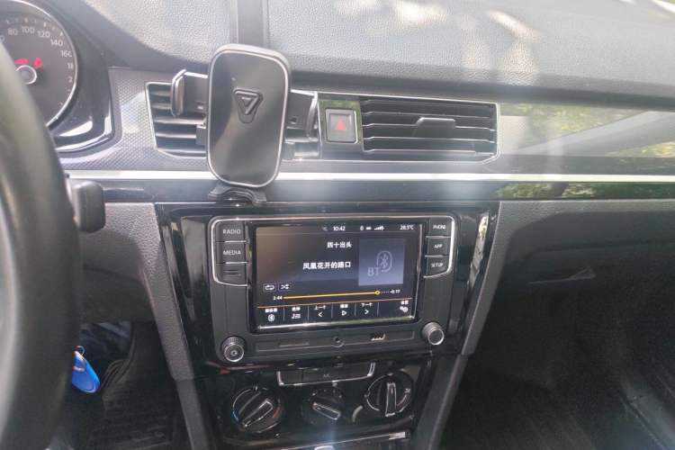 Used Volkswagen C-TREK 2020 1.5L Automatic Comfort Model Audio And AC Panel