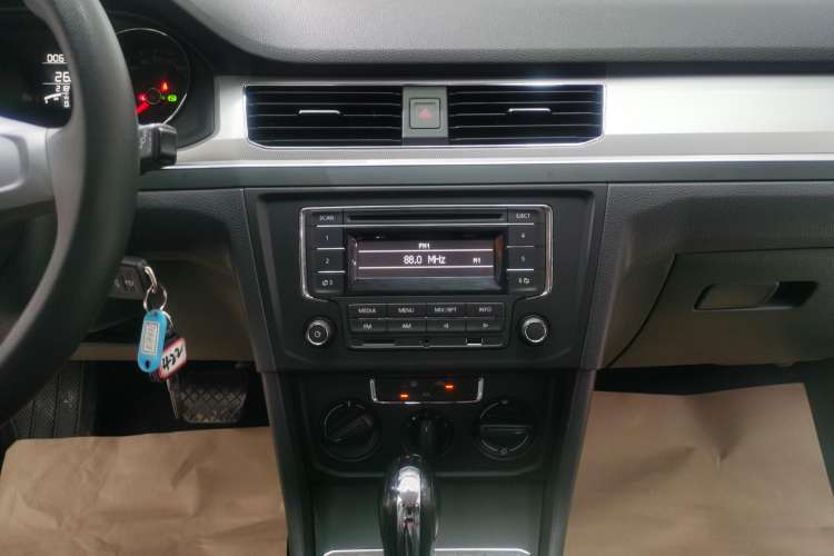 Used Volkswagen C-TREK 2020 1.5L Automatic Fashion Edition Audio And AC Panel