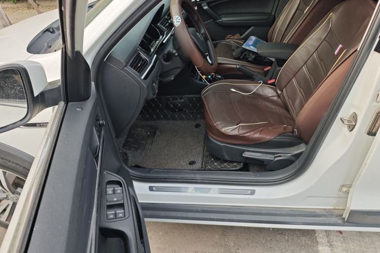Used Volkswagen C-TREK 2020 1.5L Automatic Comfort Model Driver Seat
